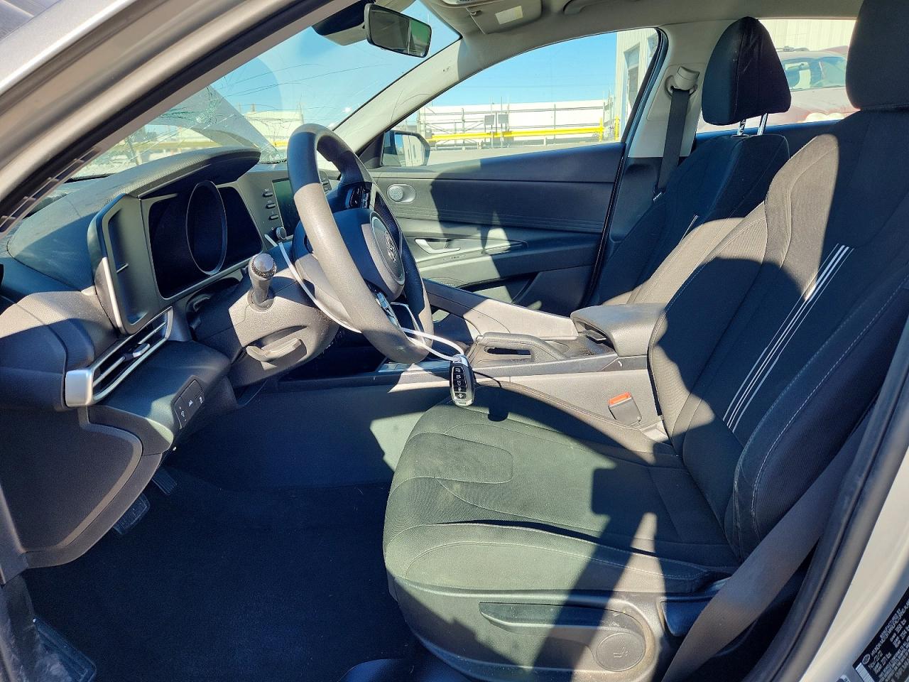 2023 HYUNDAI ELANTRA SEL photo 7