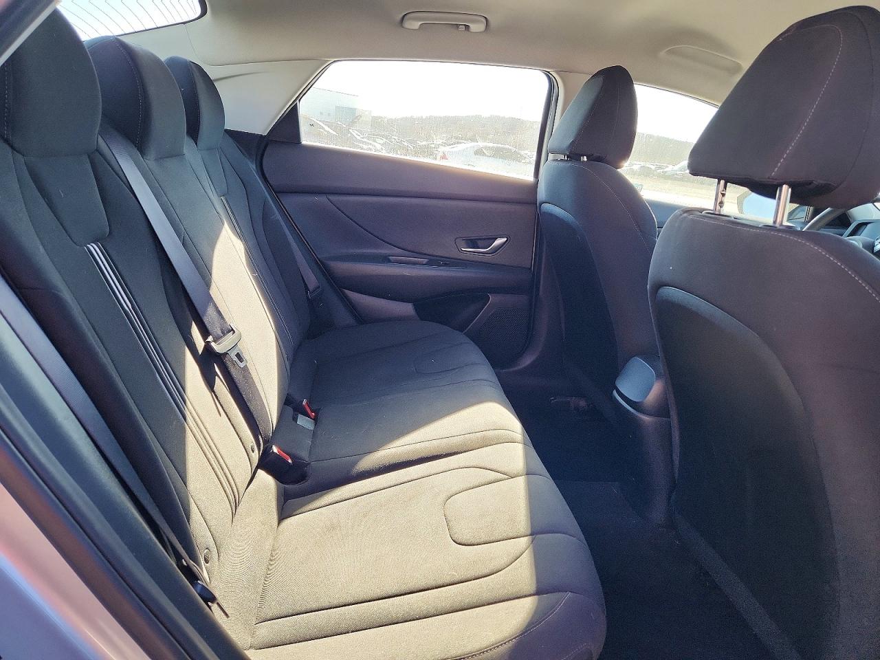 2023 HYUNDAI ELANTRA SEL photo 10