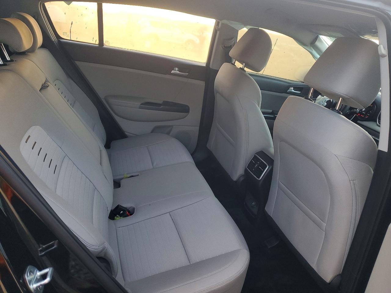 2021 KIA SPORTAGE LX photo 19