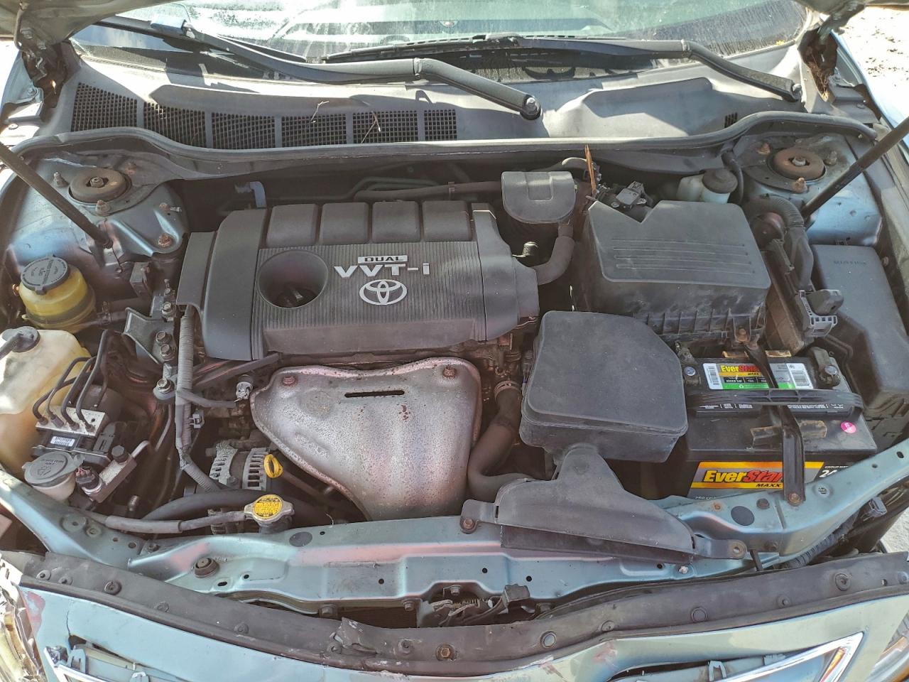 2010 TOYOTA CAMRY BASE photo 11
