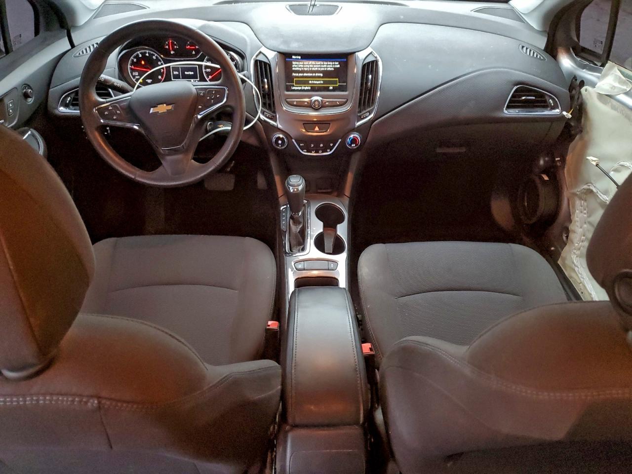 2019 CHEVROLET CRUZE LT photo 8