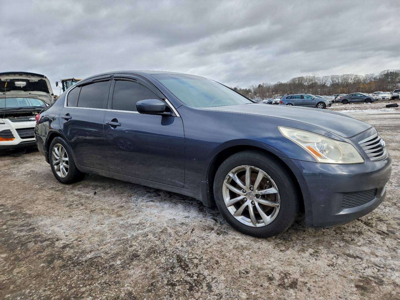 2009 INFINITI G37 photo 4