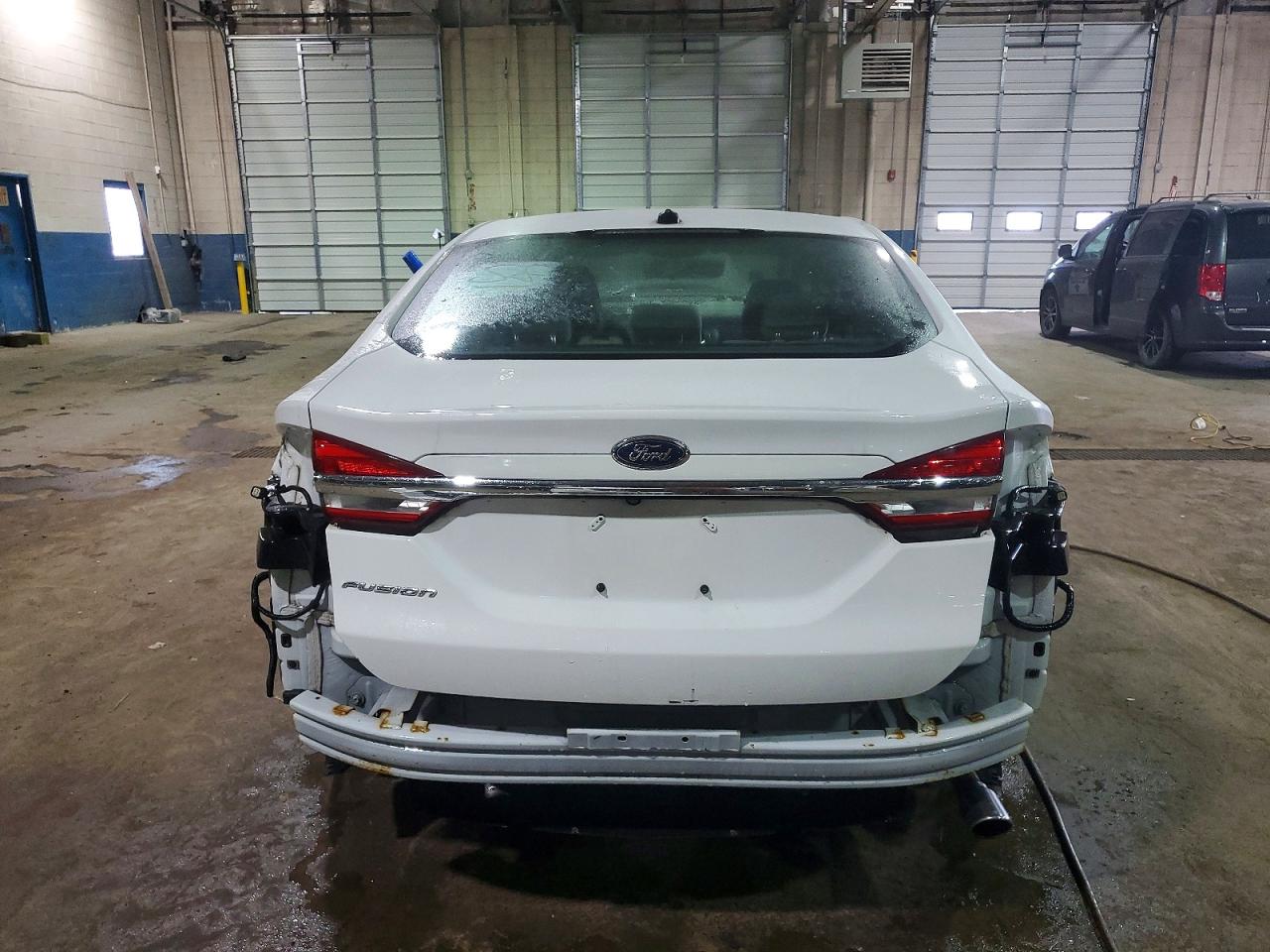 2017 FORD FUSION S photo 16