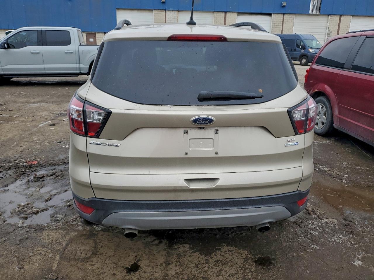 2018 FORD ESCAPE SE photo 6