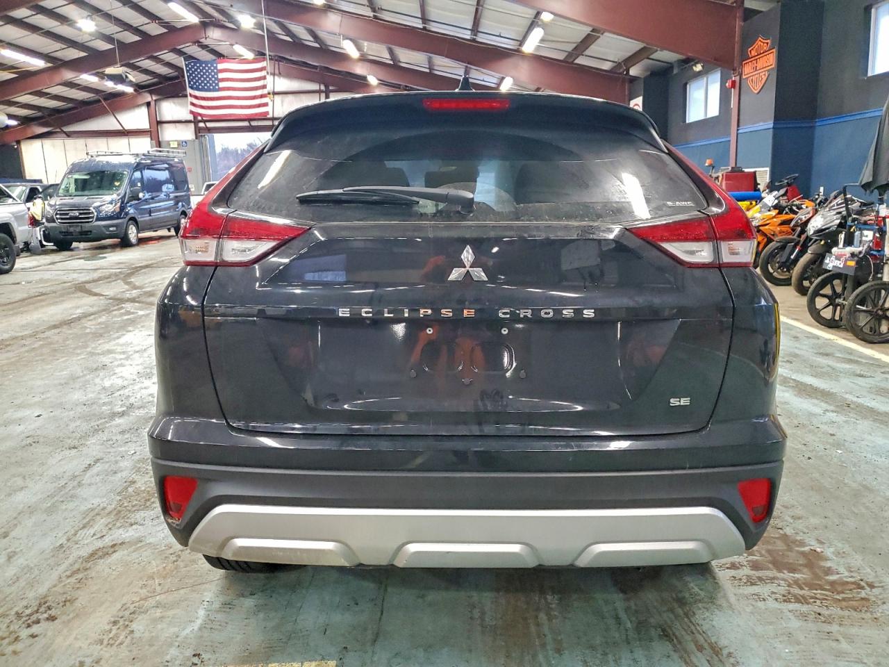 2025 MITSUBISHI ECLIPSE CROSS SE photo 6
