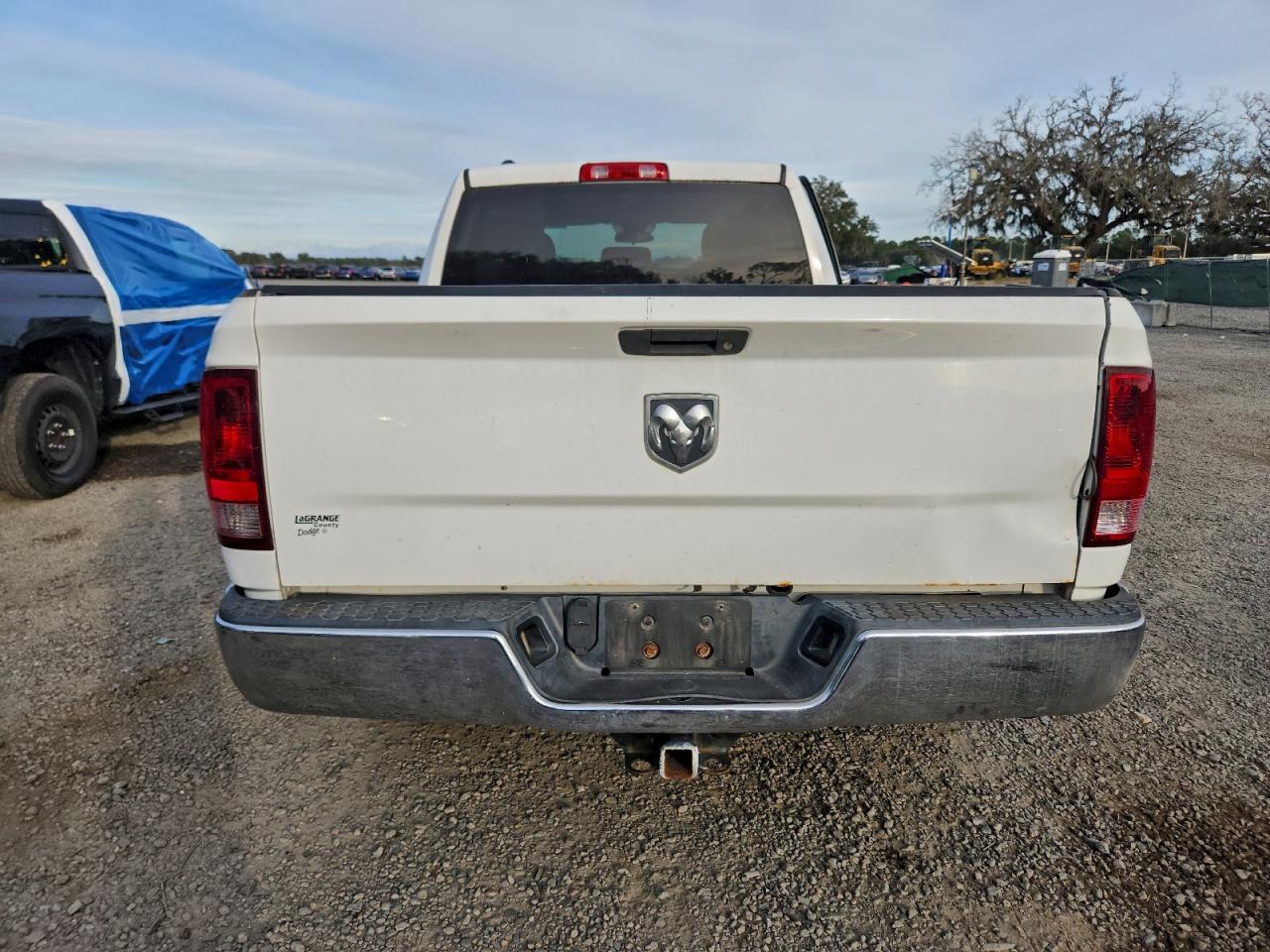 2014 RAM 1500 ST photo 6