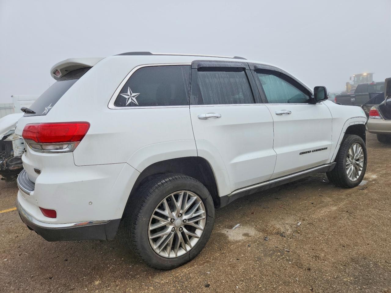 2018 JEEP GRAND CHEROKEE SUMMIT photo 3
