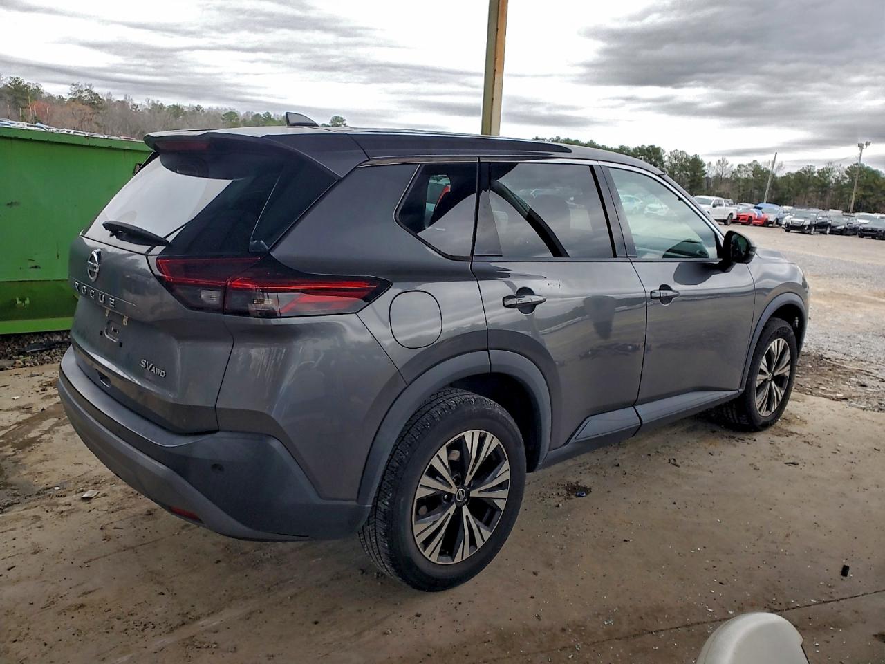 2021 NISSAN ROGUE SV photo 3