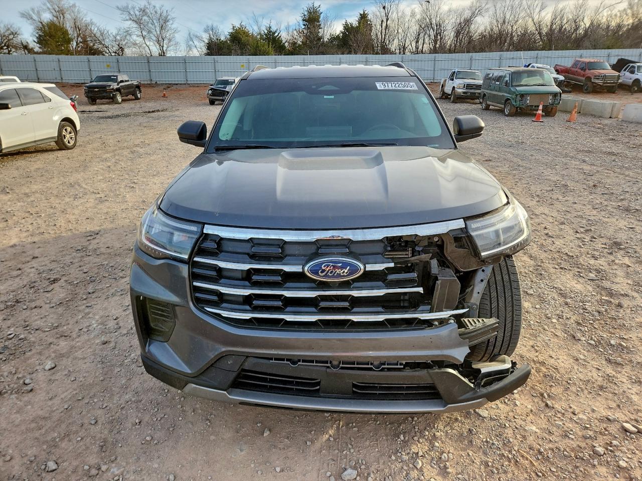 2025 FORD EXPLORER ACTIVE photo 5