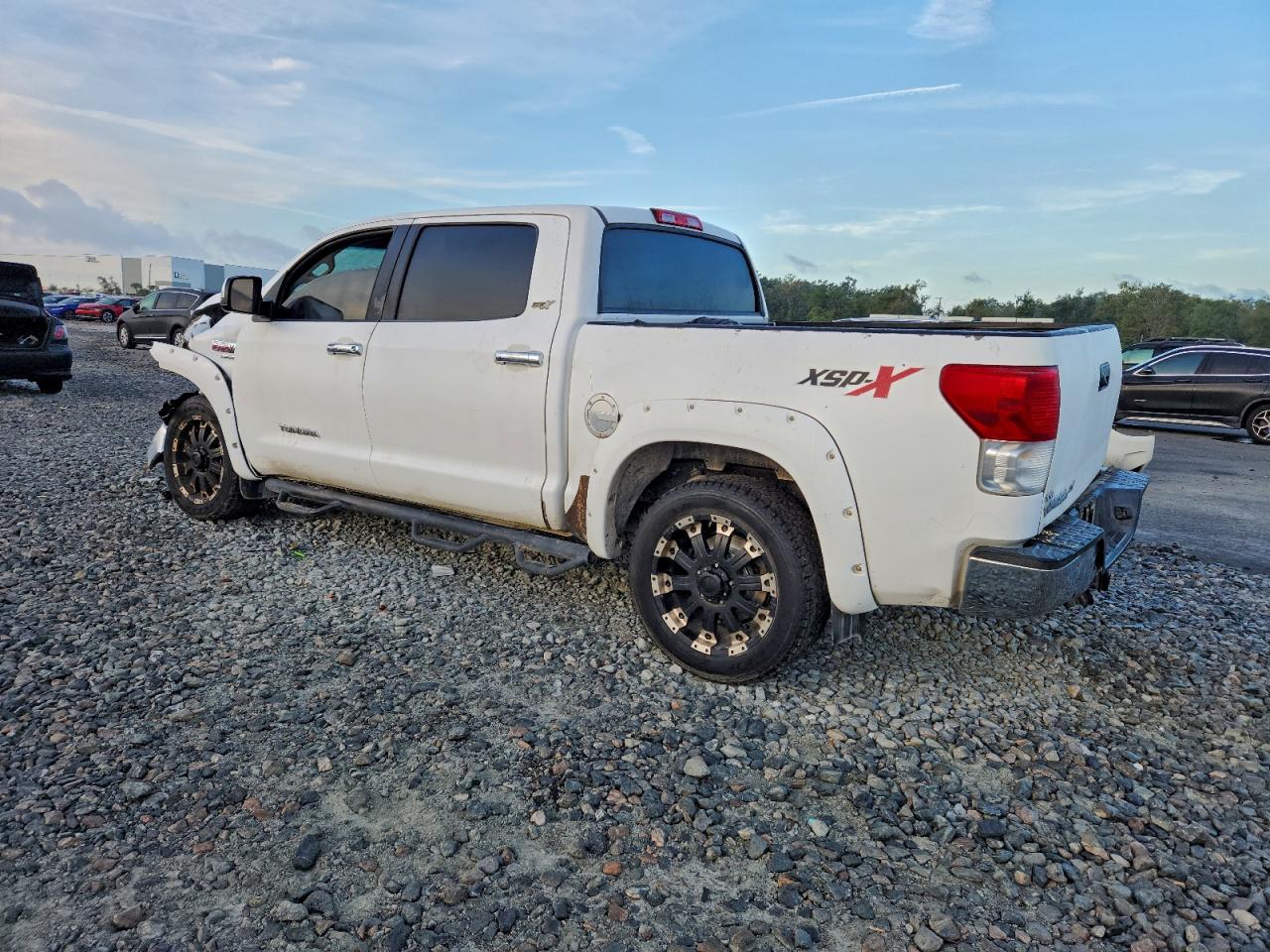2012 TOYOTA TUNDRA CREWMAX SR5 photo 2