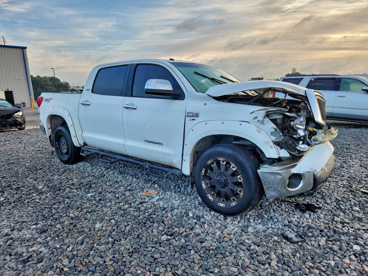 2012 TOYOTA TUNDRA CREWMAX SR5 photo 4
