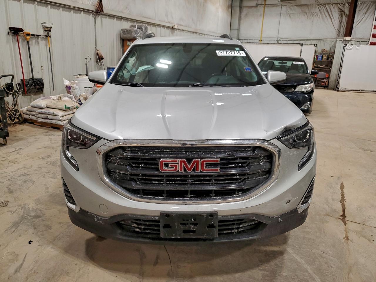 2019 GMC TERRAIN SLE photo 9