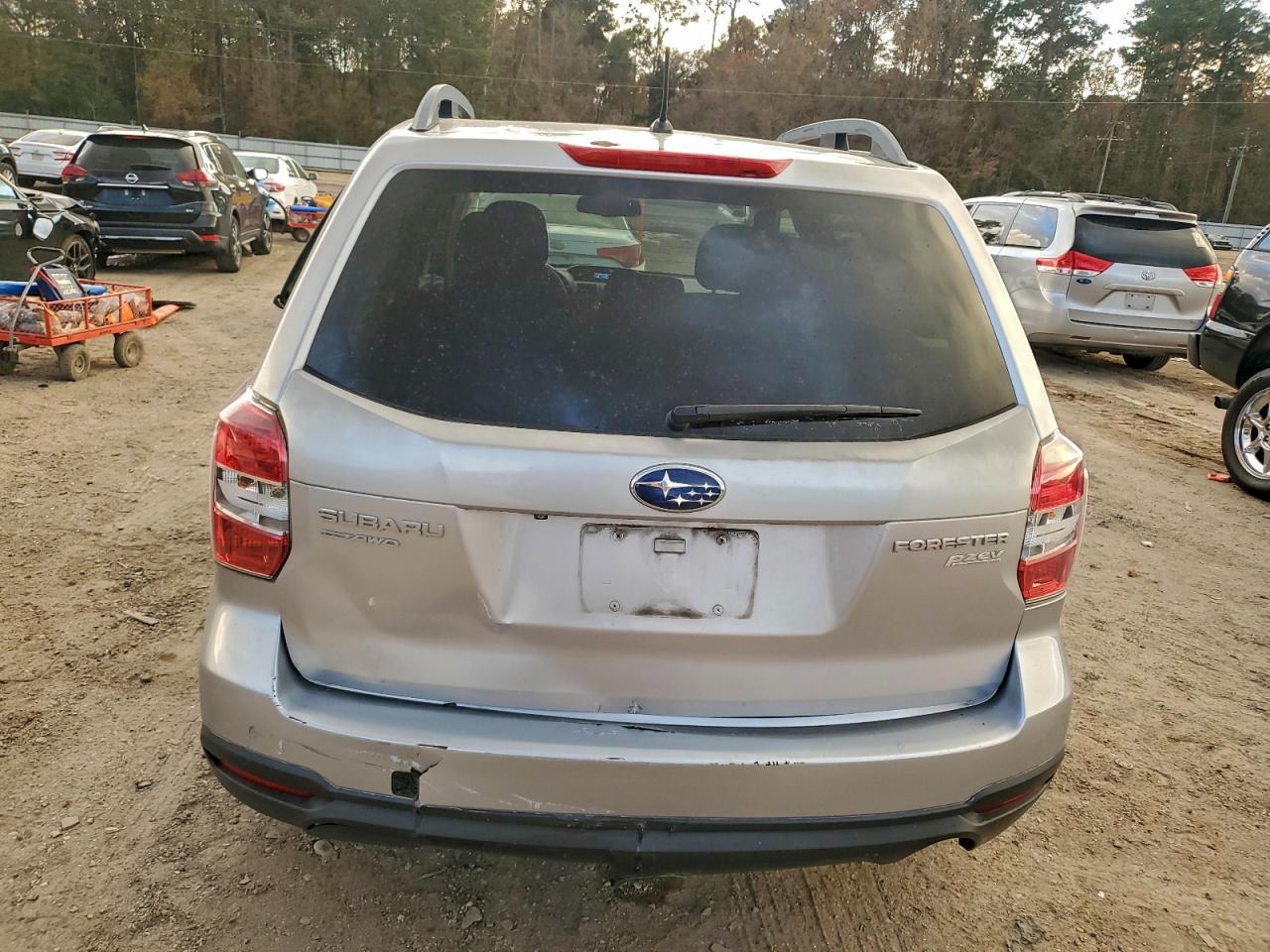 2015 SUBARU FORESTER 2.5I PREMIUM photo 11