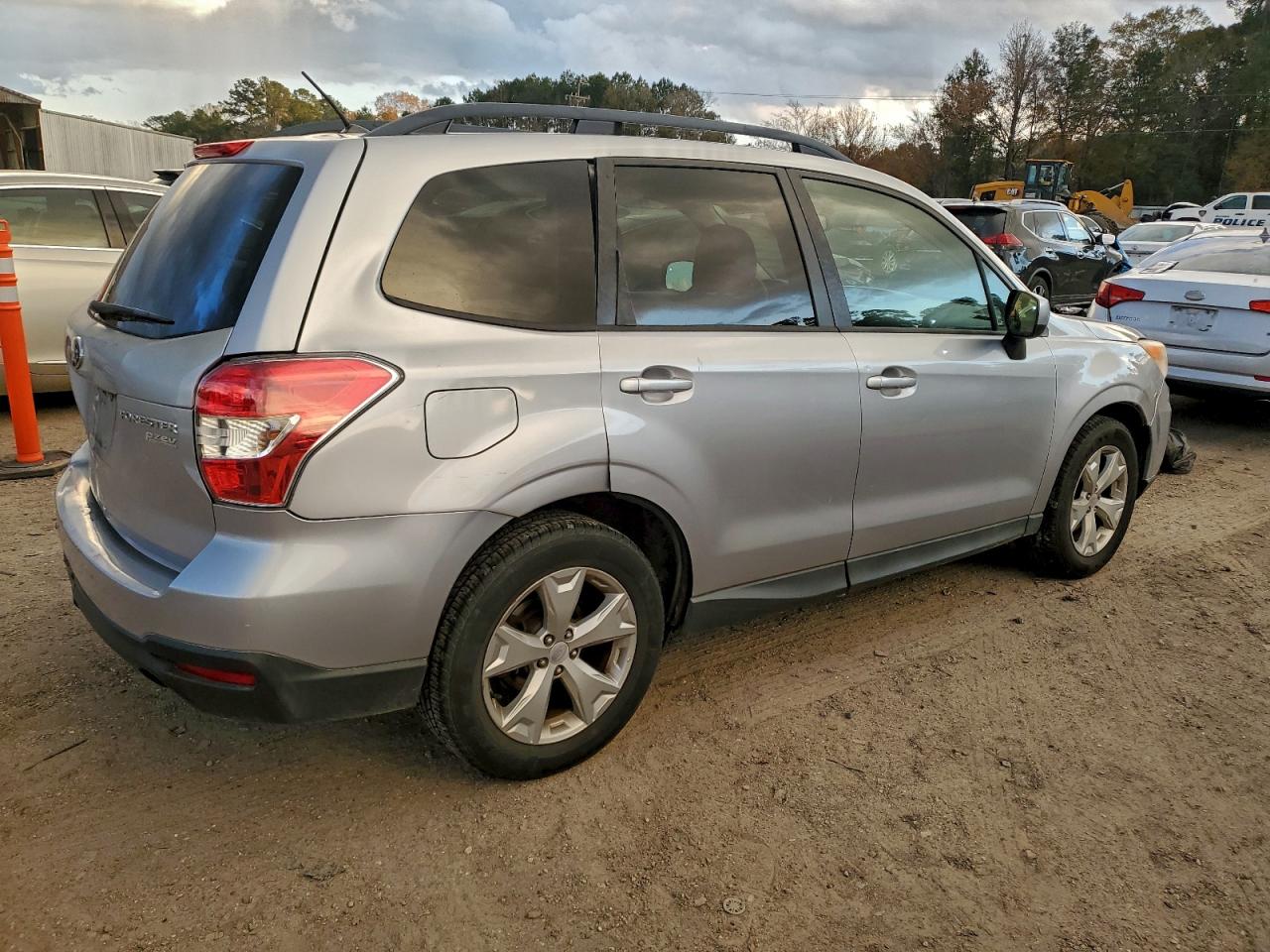 2015 SUBARU FORESTER 2.5I PREMIUM photo 5