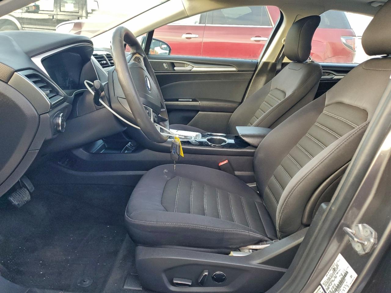 2013 FORD FUSION SE photo 7