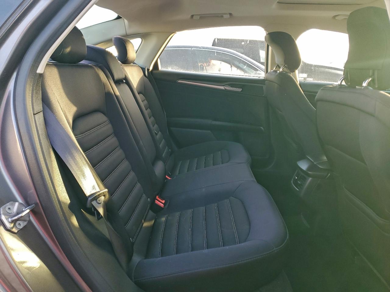 2013 FORD FUSION SE photo 10