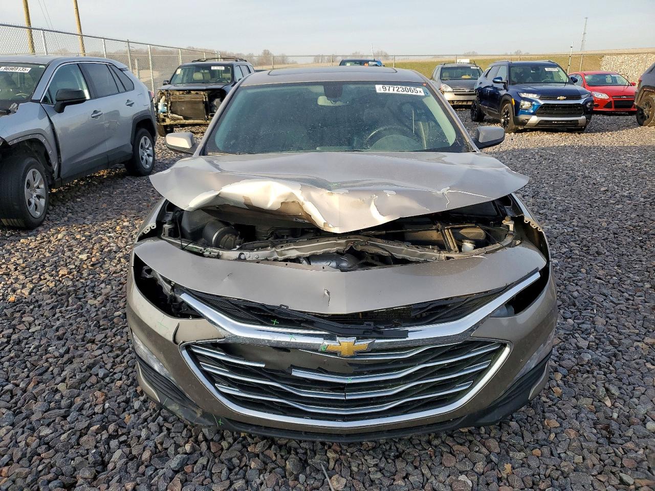 2022 CHEVROLET MALIBU LT photo 5