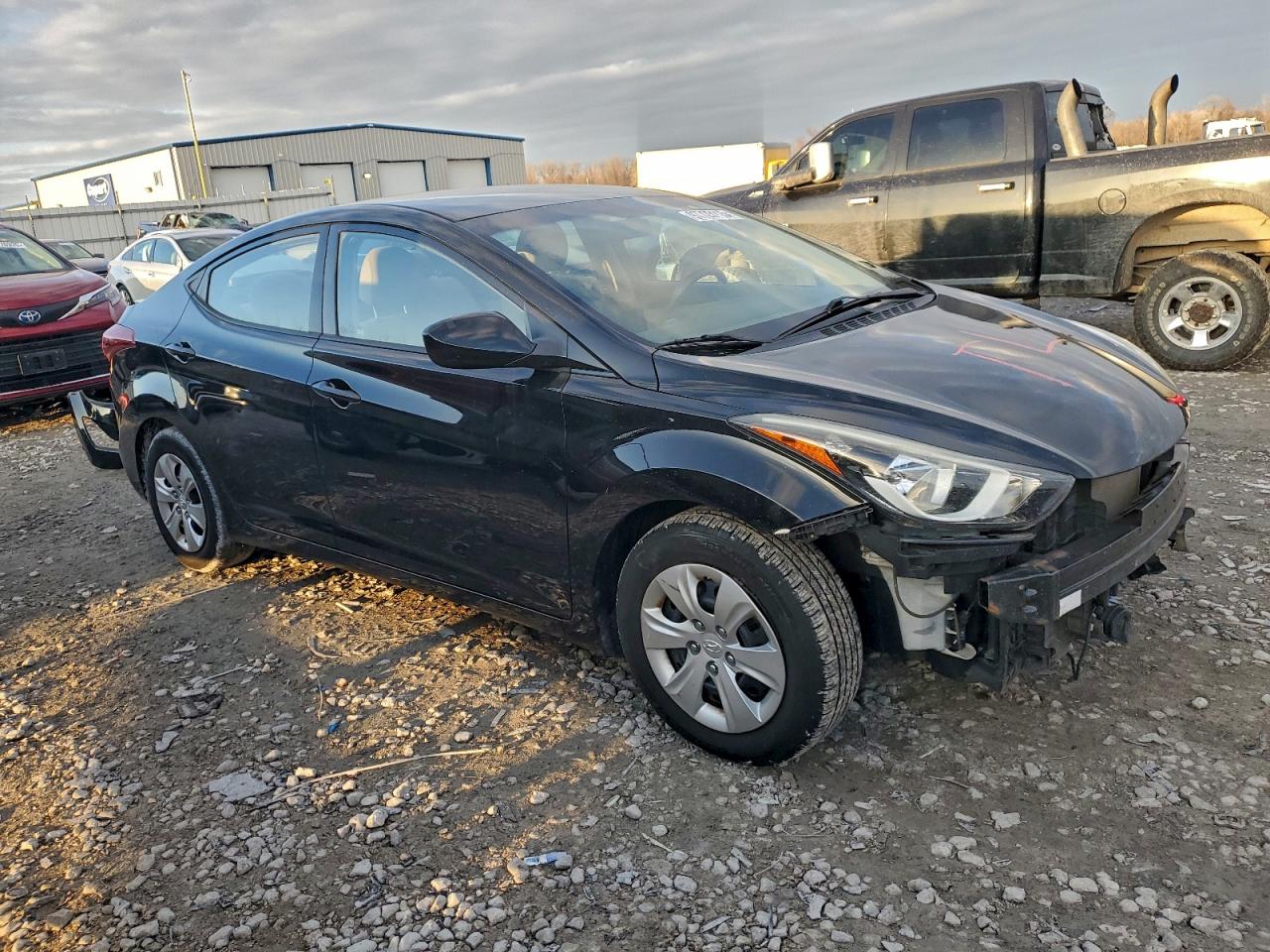 2016 HYUNDAI ELANTRA SE photo 4