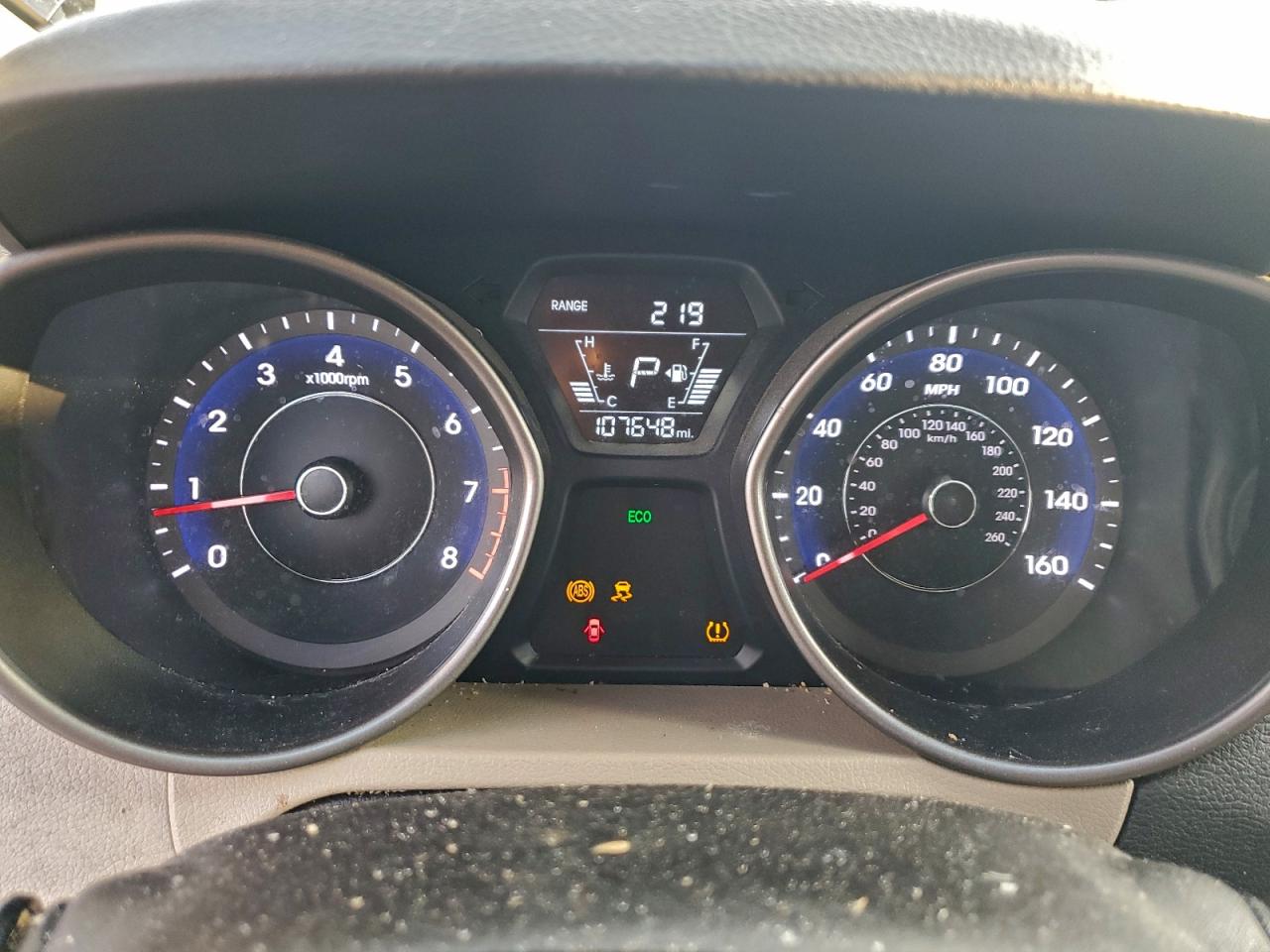 2016 HYUNDAI ELANTRA SE photo 9