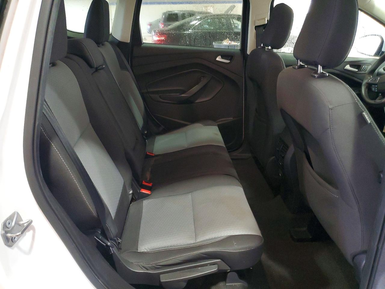 2018 FORD ESCAPE SE photo 11