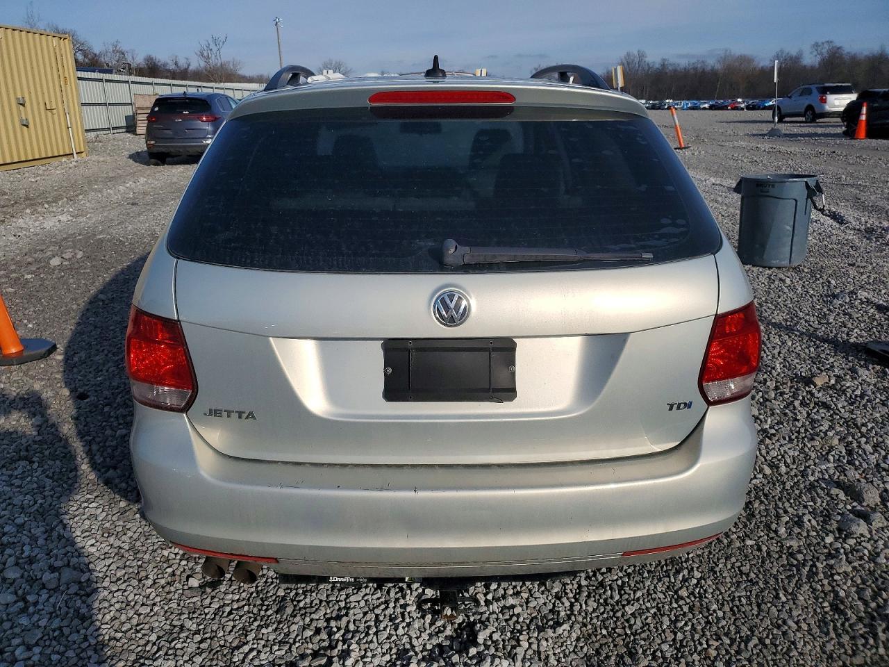 2012 VOLKSWAGEN JETTA TDI photo 11