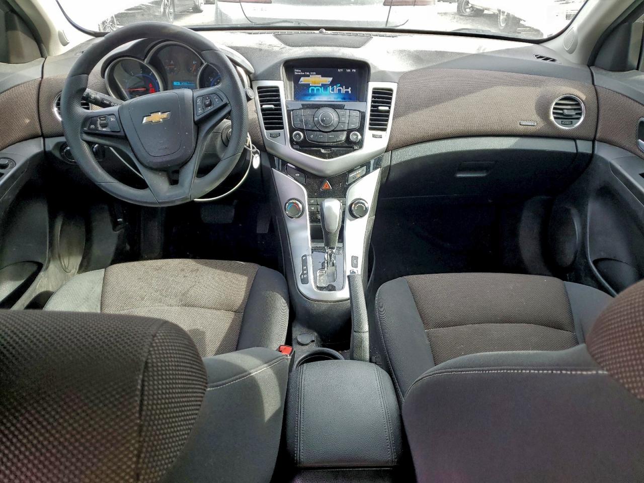 2015 CHEVROLET CRUZE LT photo 8