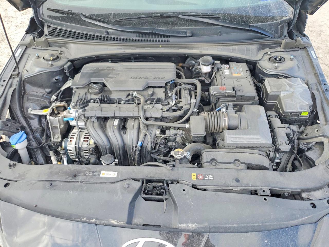 2025 HYUNDAI ELANTRA SE photo 11