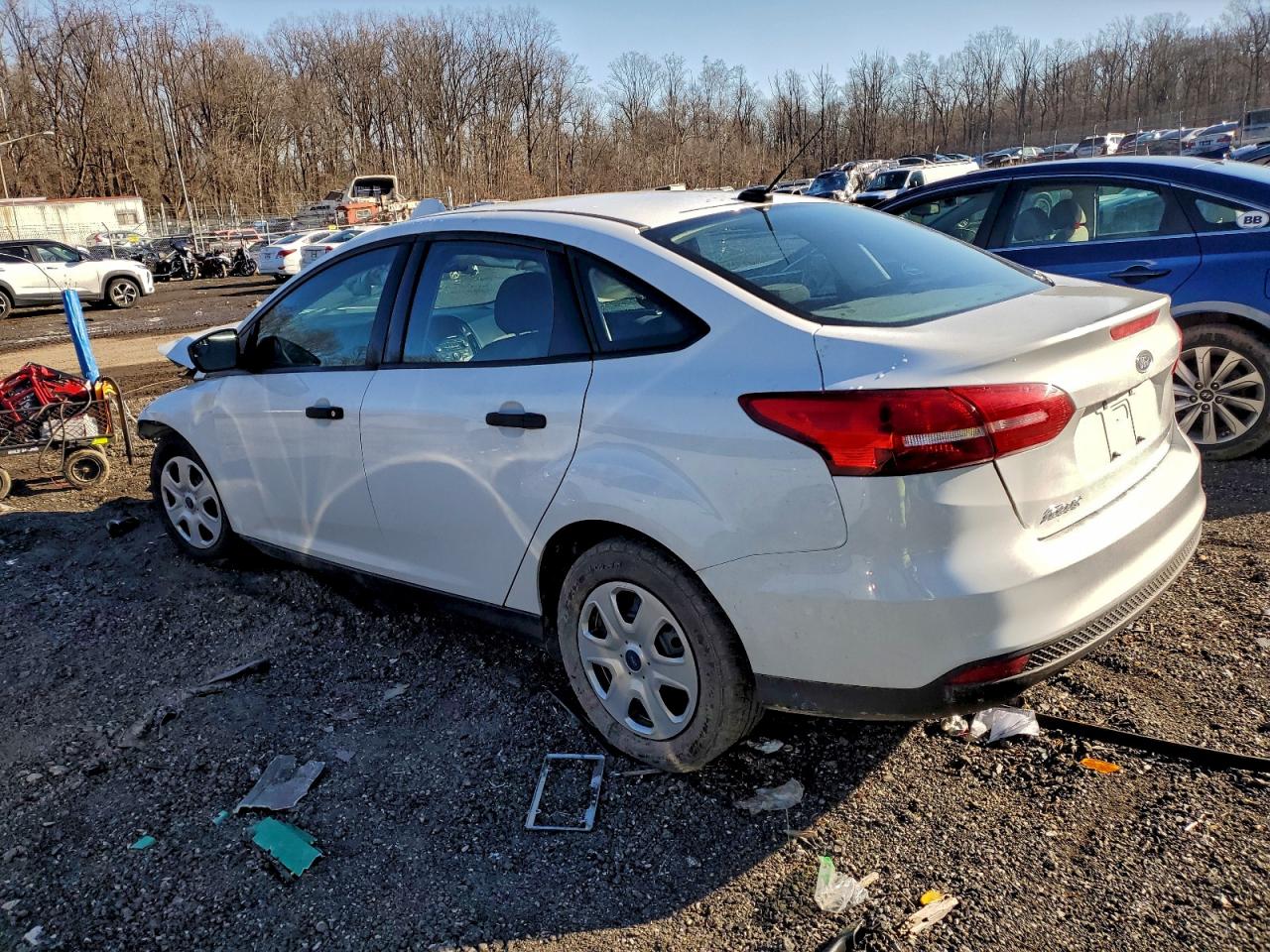 2017 FORD FOCUS S photo 2