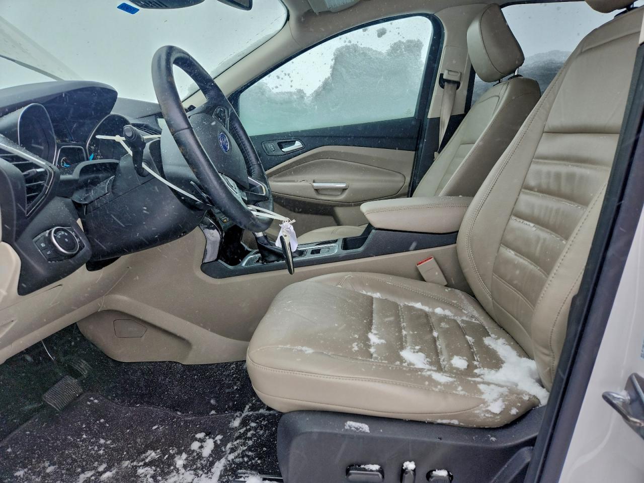 2018 FORD ESCAPE TITANIUM photo 19