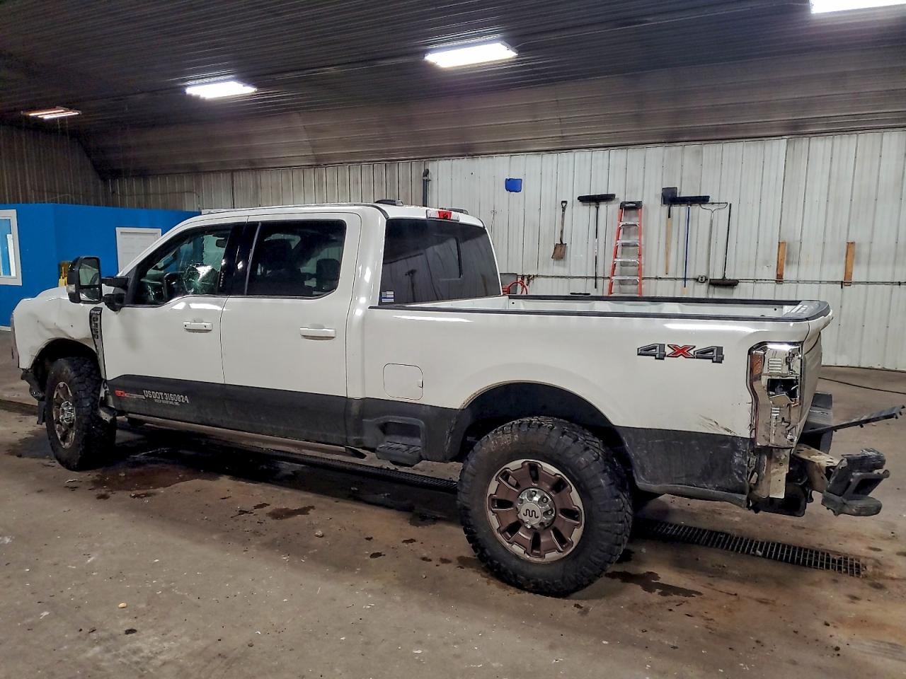 2024 FORD F350 SUPER DUTY photo 2
