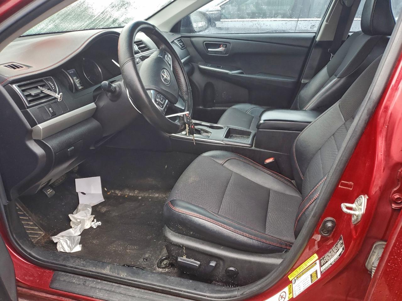 2016 TOYOTA CAMRY LE photo 7
