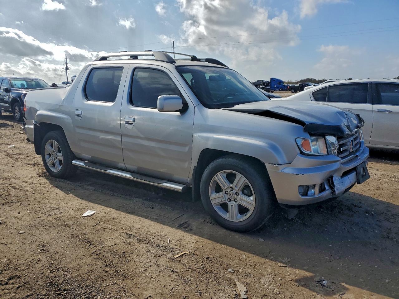 2012 HONDA RIDGELINE RTL photo 4