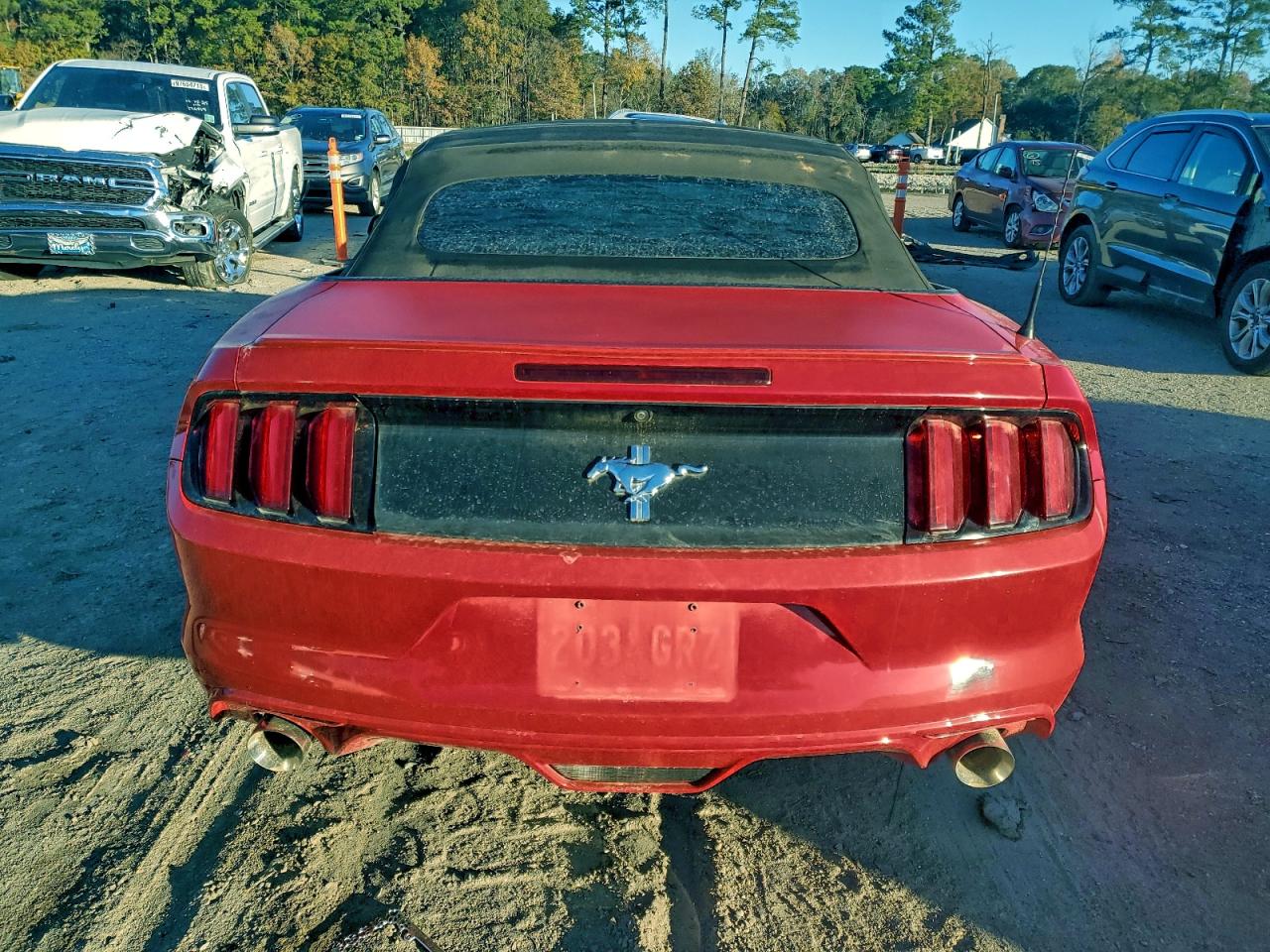 2015 FORD MUSTANG photo 6