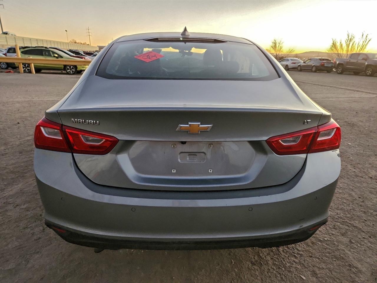 2024 CHEVROLET MALIBU LT photo 6