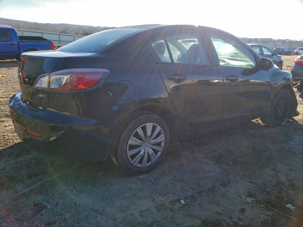 2013 MAZDA 3 I photo 3