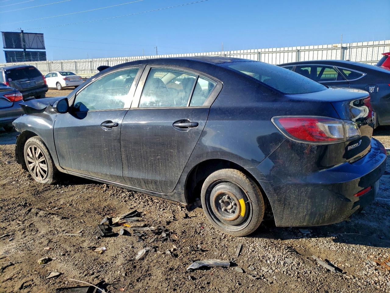2013 MAZDA 3 I photo 2