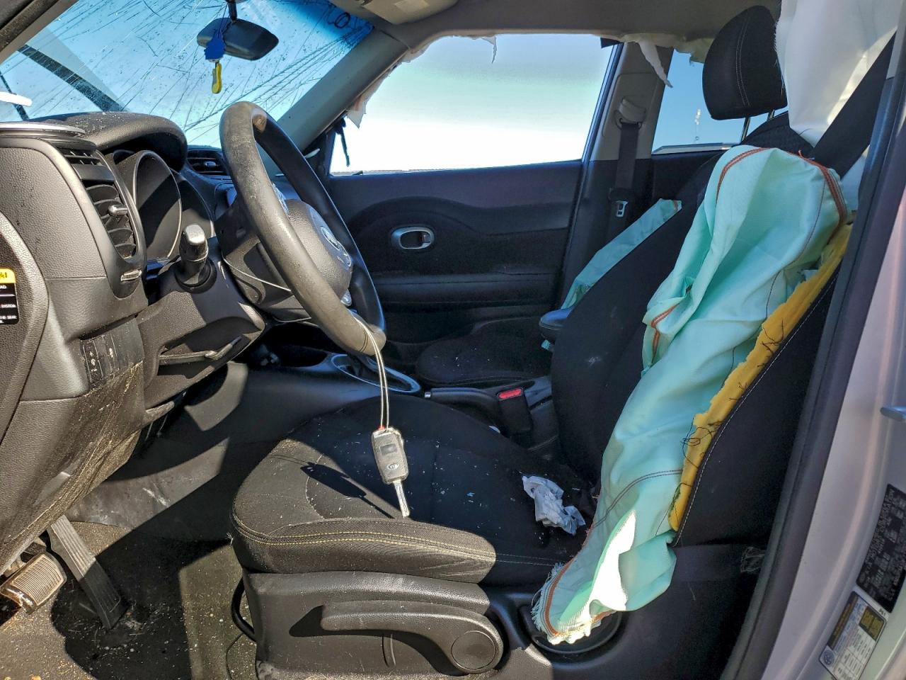 2015 KIA SOUL + photo 13