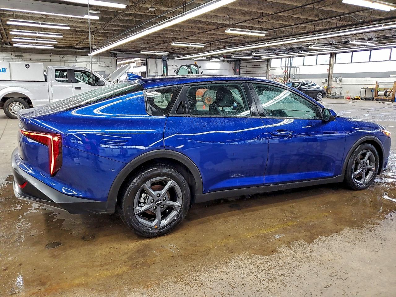 2025 KIA K4 LX photo 3
