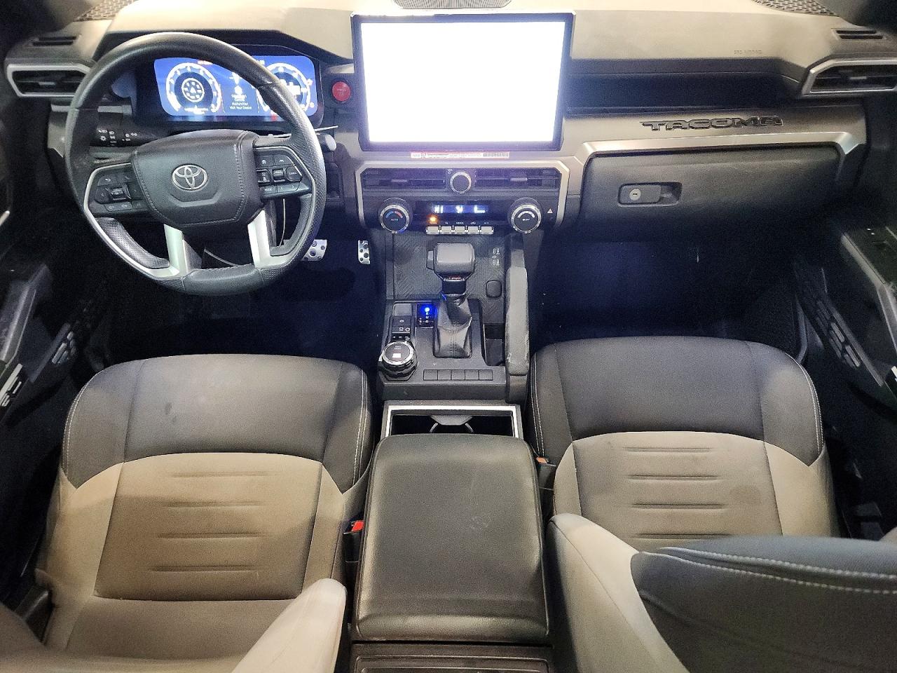 2024 TOYOTA TACOMA DOUBLE CAB photo 22