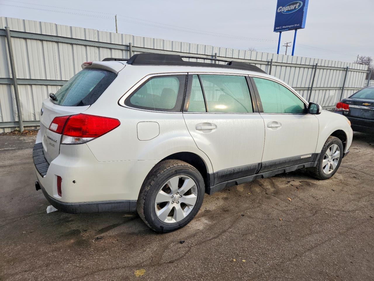 2012 SUBARU OUTBACK 2.5I photo 3