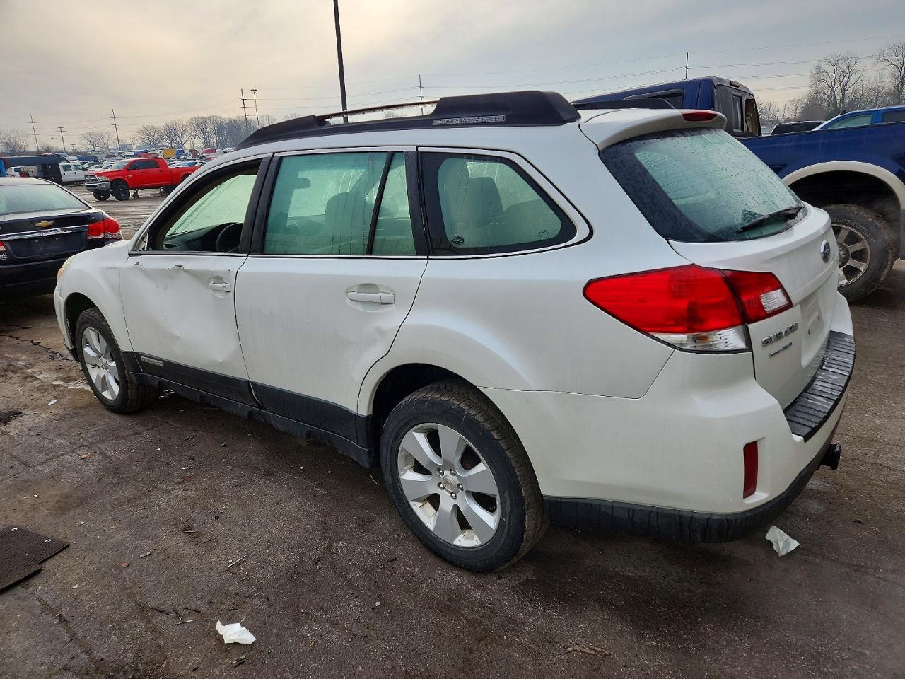 2012 SUBARU OUTBACK
