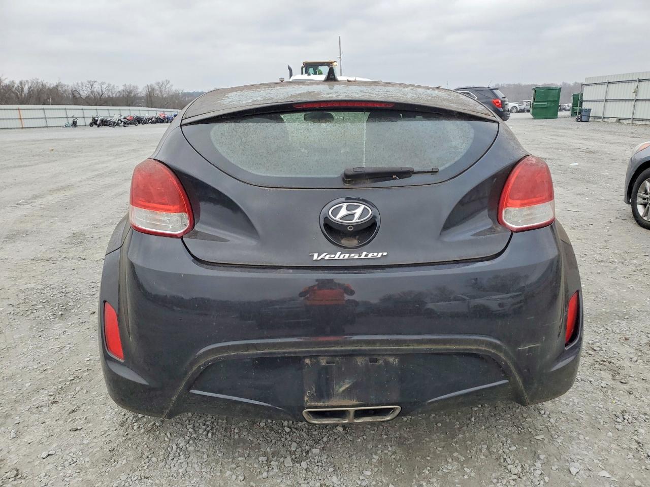 2016 HYUNDAI VELOSTER BASE photo 6