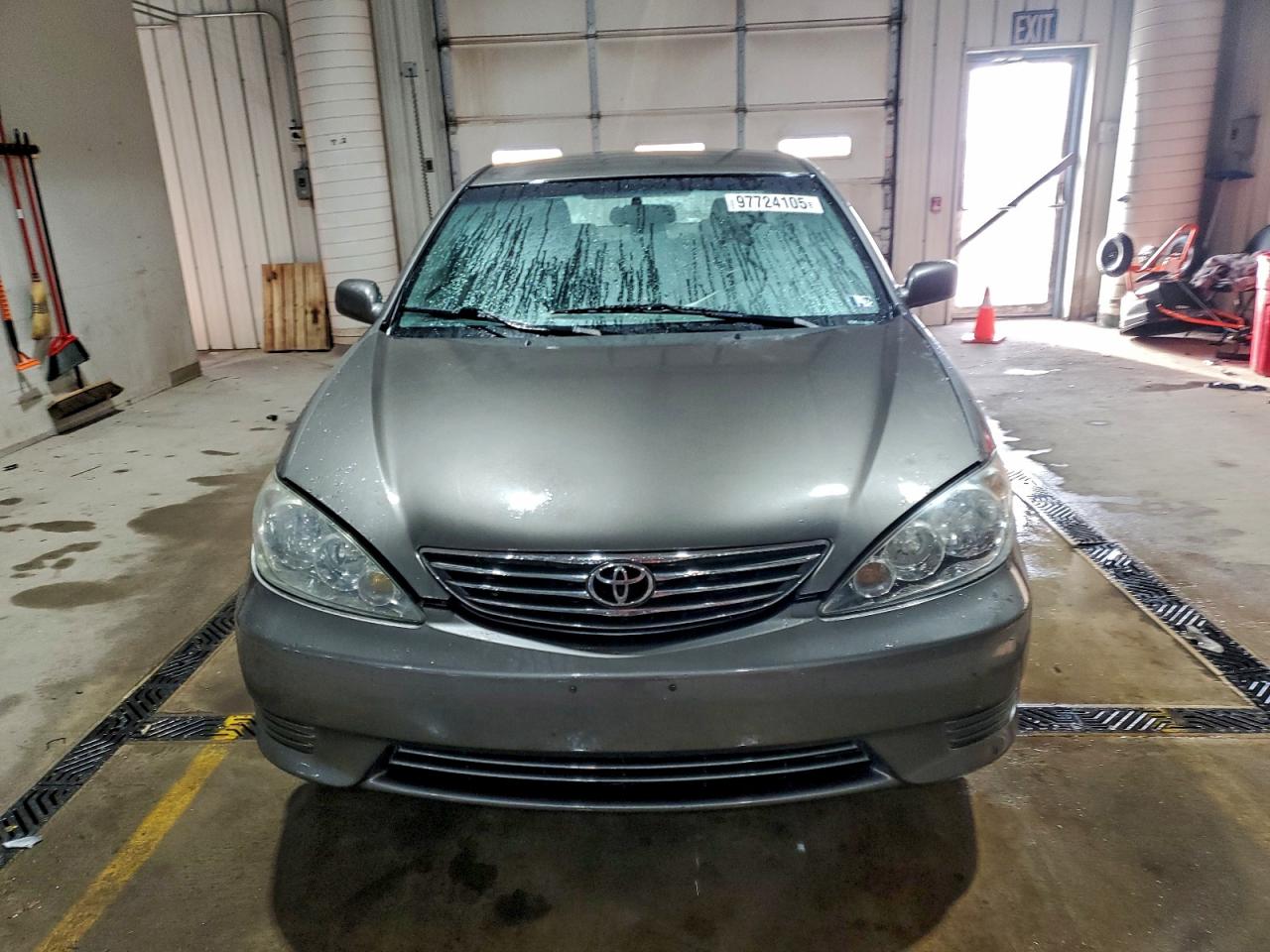 2006 TOYOTA CAMRY LE photo 5