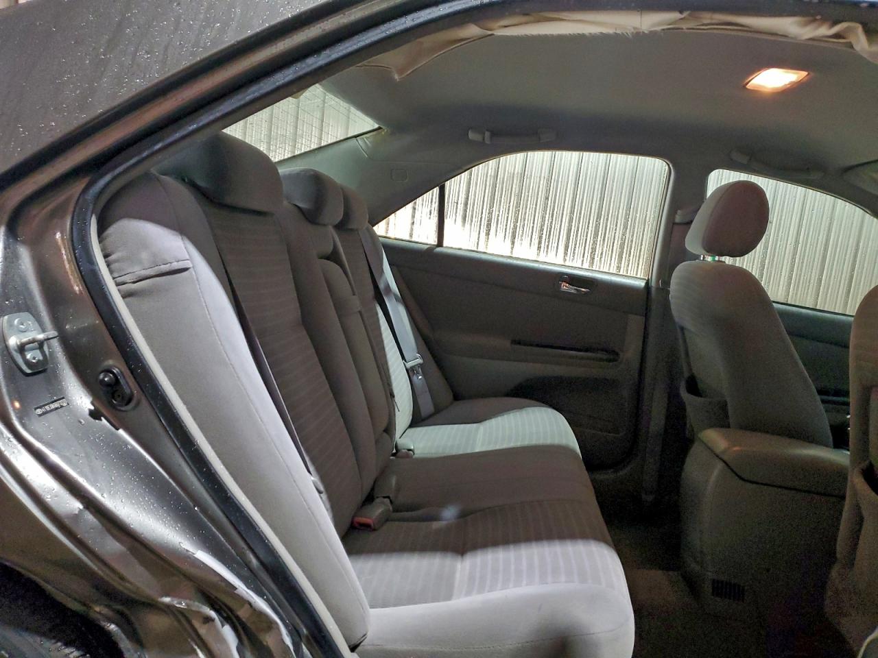 2006 TOYOTA CAMRY LE photo 10