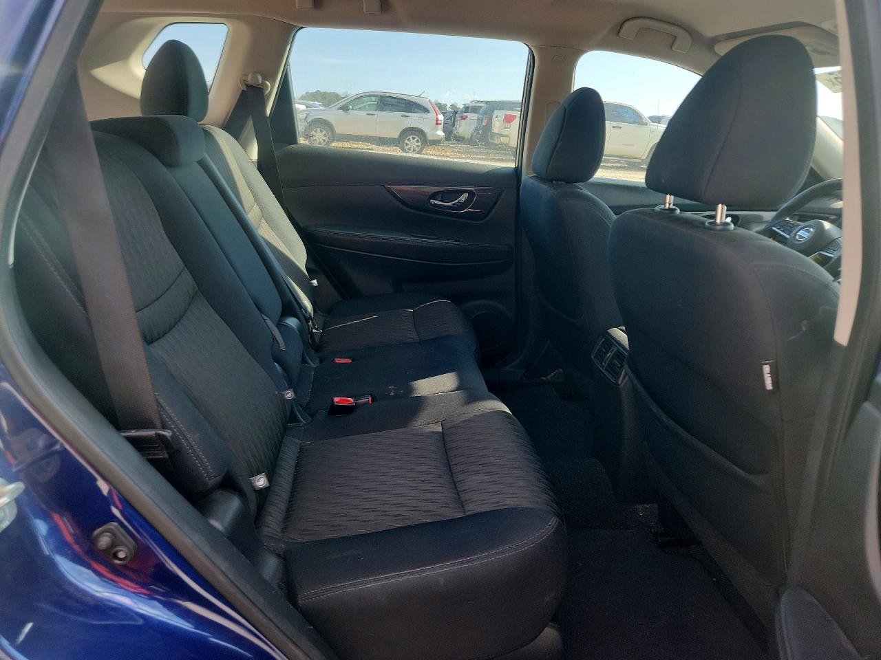 2017 NISSAN ROGUE S photo 11