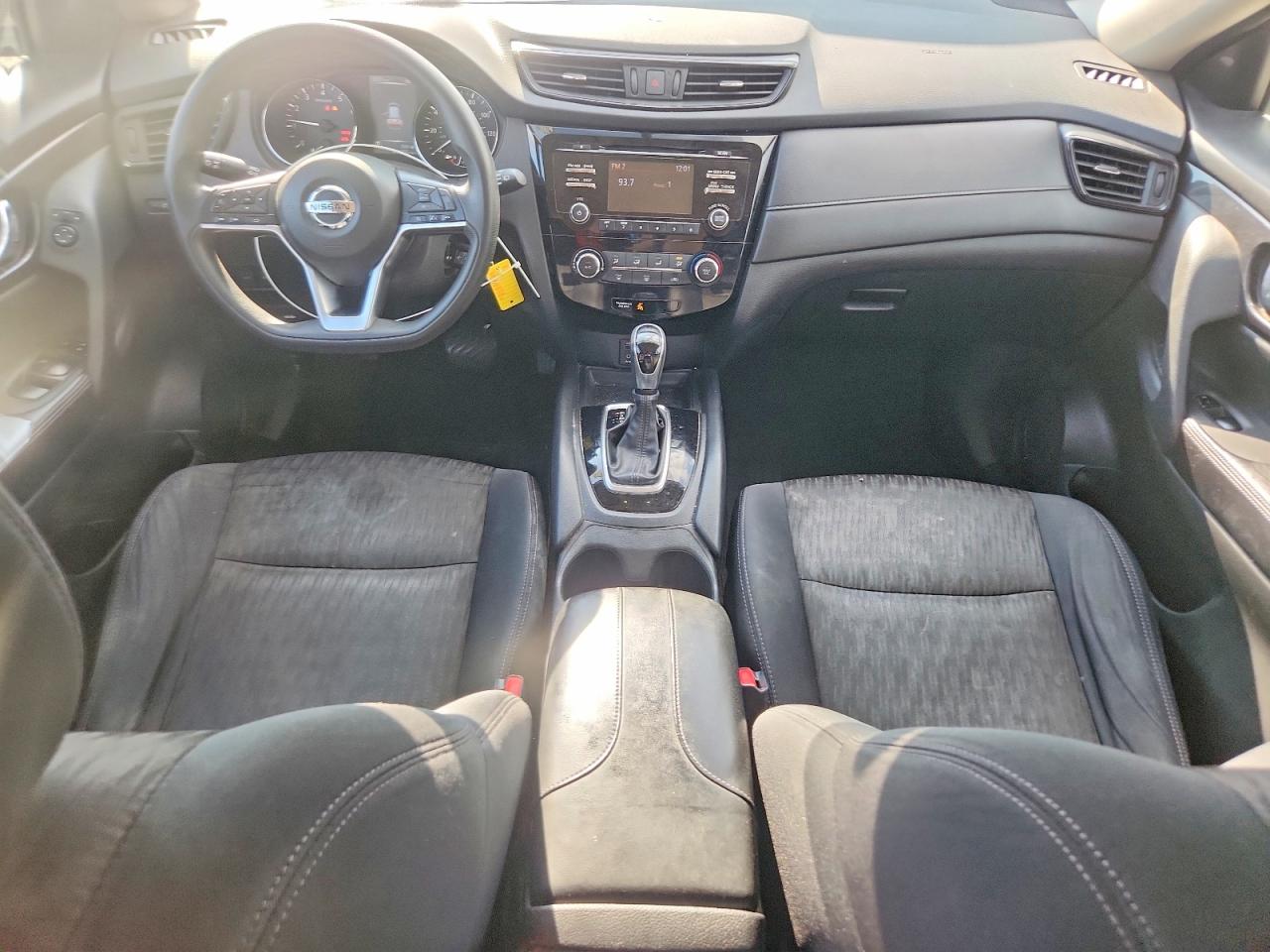 2017 NISSAN ROGUE S photo 8
