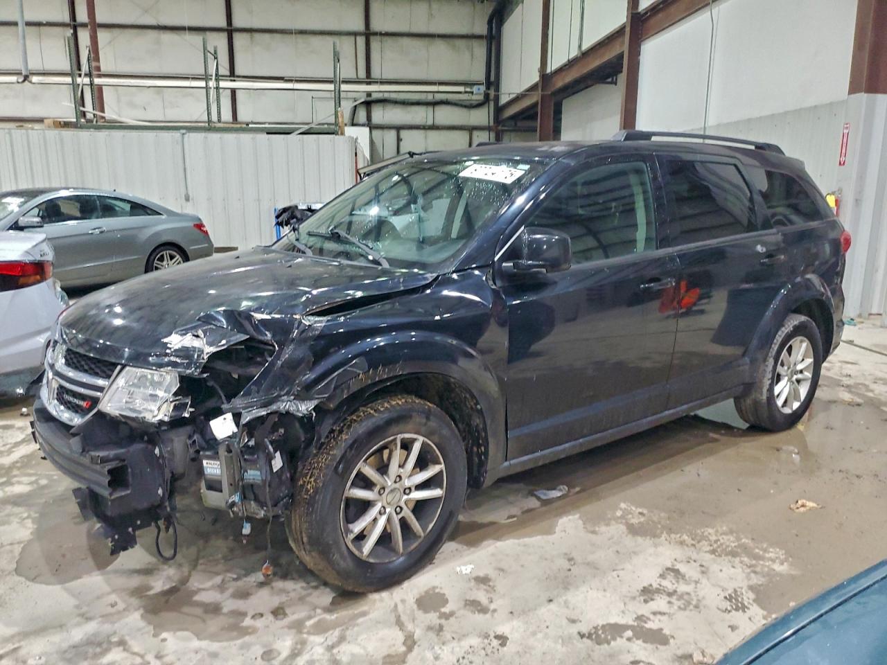 2015 DODGE JOURNEY SXT photo 2
