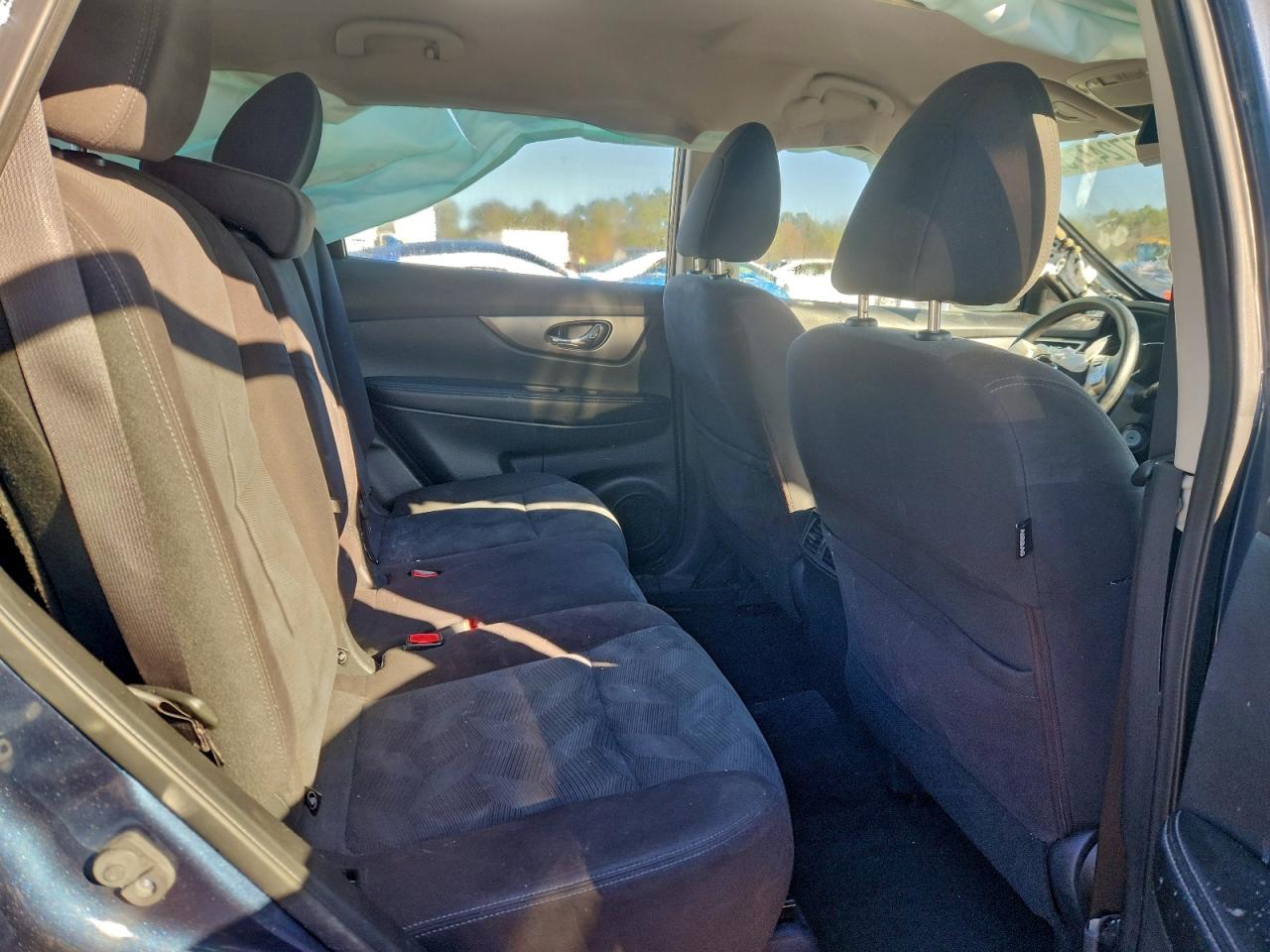 2016 NISSAN ROGUE S photo 10