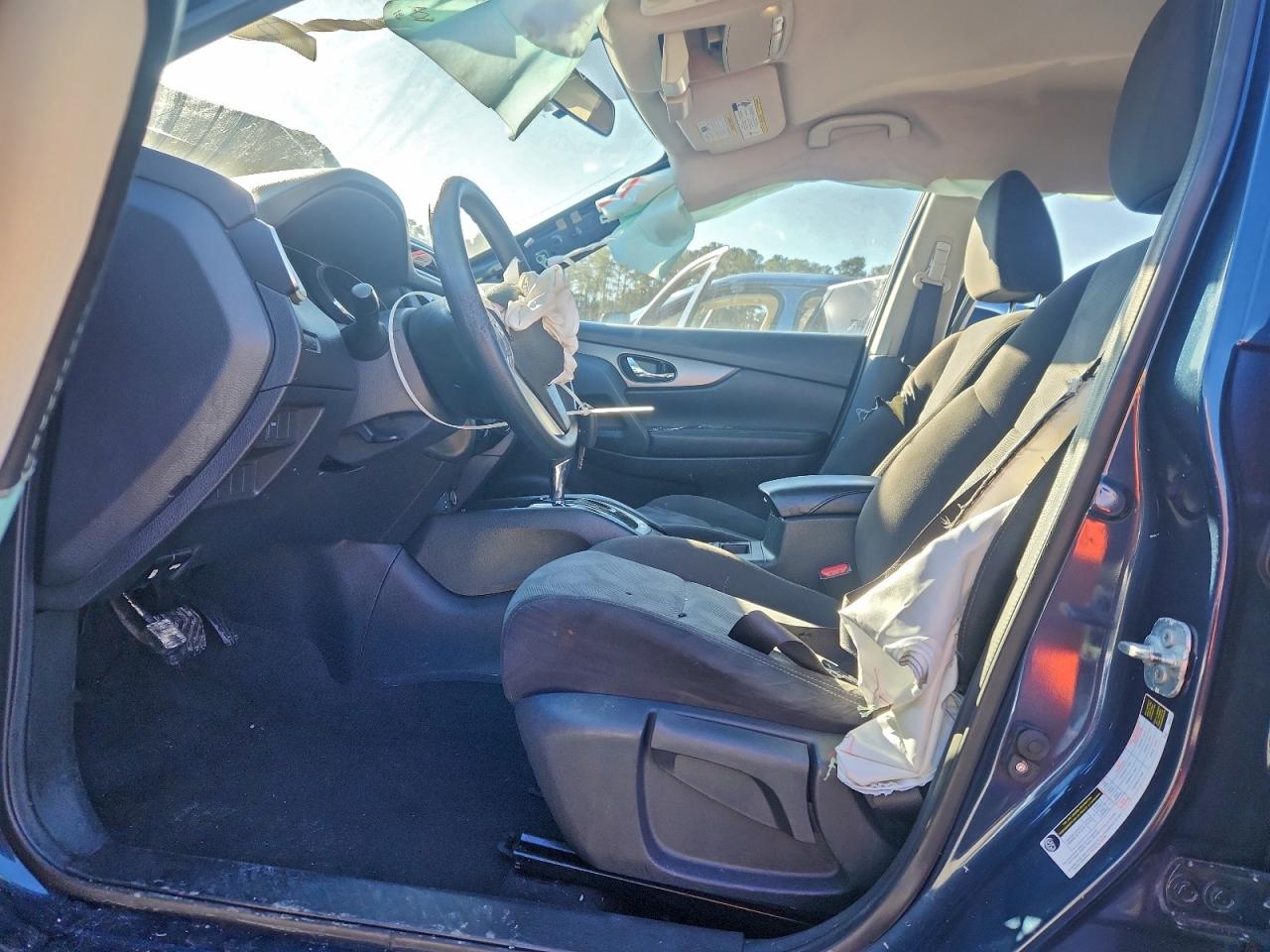 2016 NISSAN ROGUE S photo 7