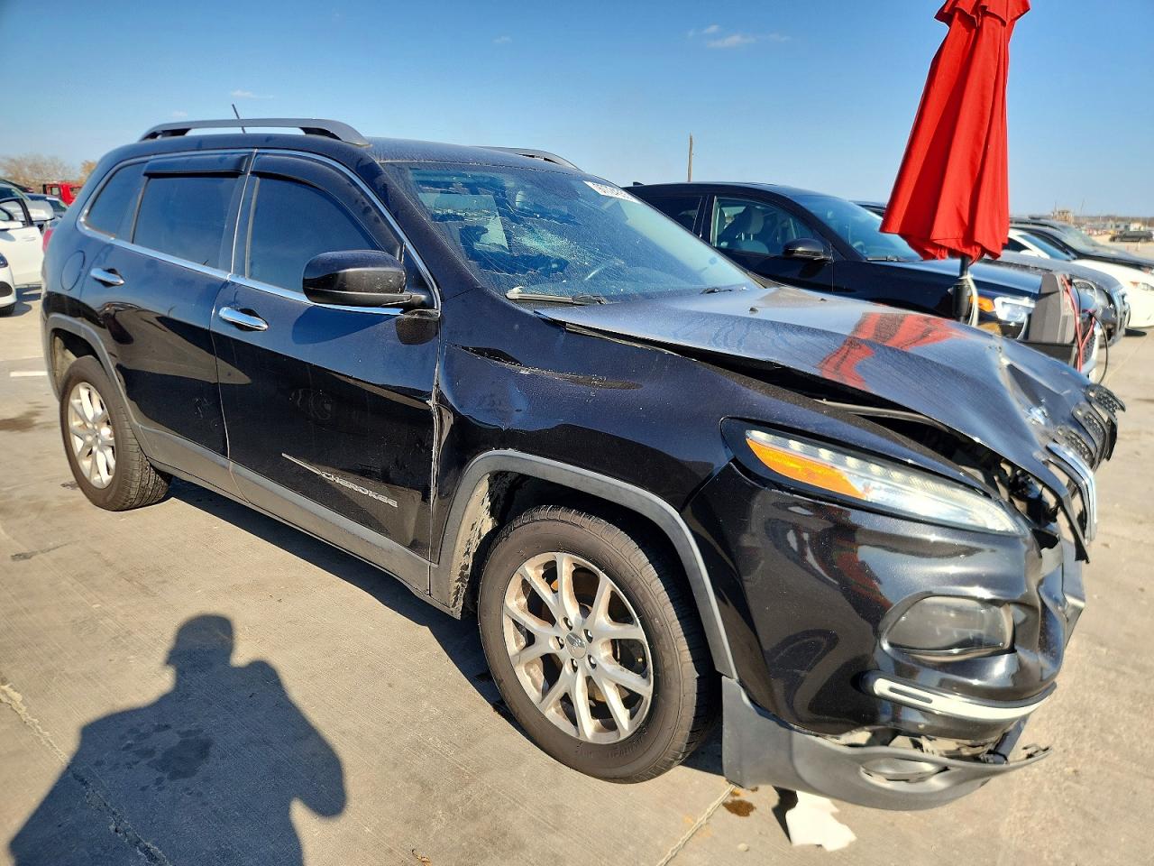 2015 JEEP CHEROKEE LATITUDE photo 4
